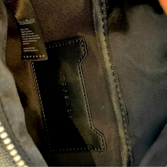 SOLD ON DEPOP // Topshop Blake Chain Bumbag - Picture 4 of 6